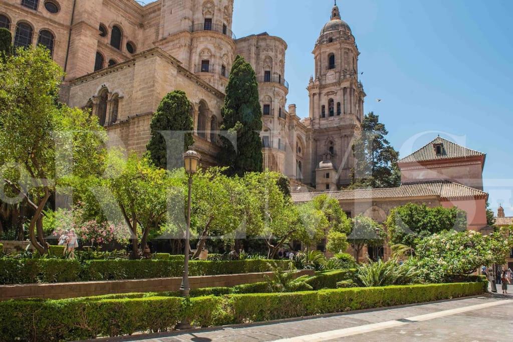 Inviting Apartment In The Heart Of Malaga By Rems Екстериор снимка