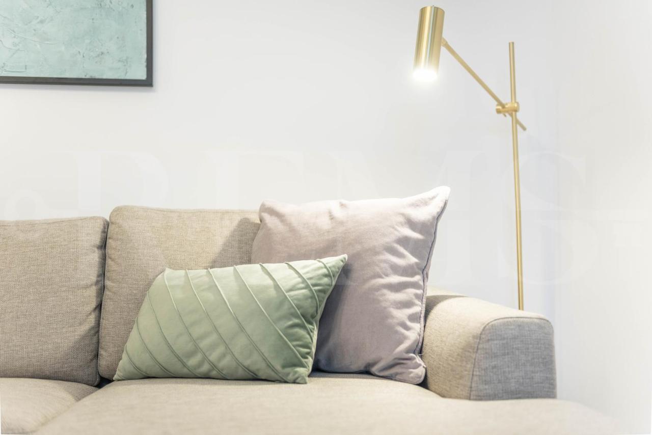 Inviting Apartment In The Heart Of Malaga By Rems Екстериор снимка