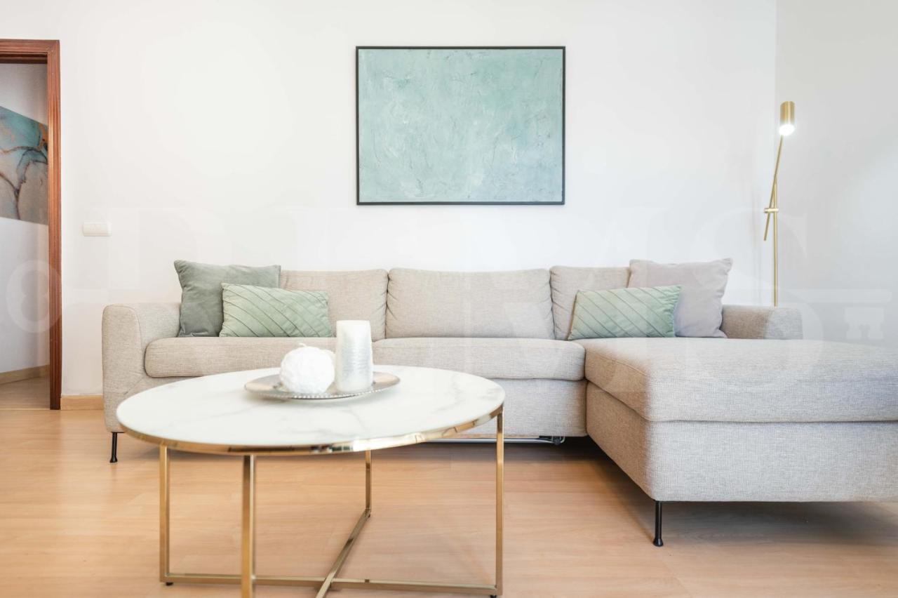 Inviting Apartment In The Heart Of Malaga By Rems Екстериор снимка